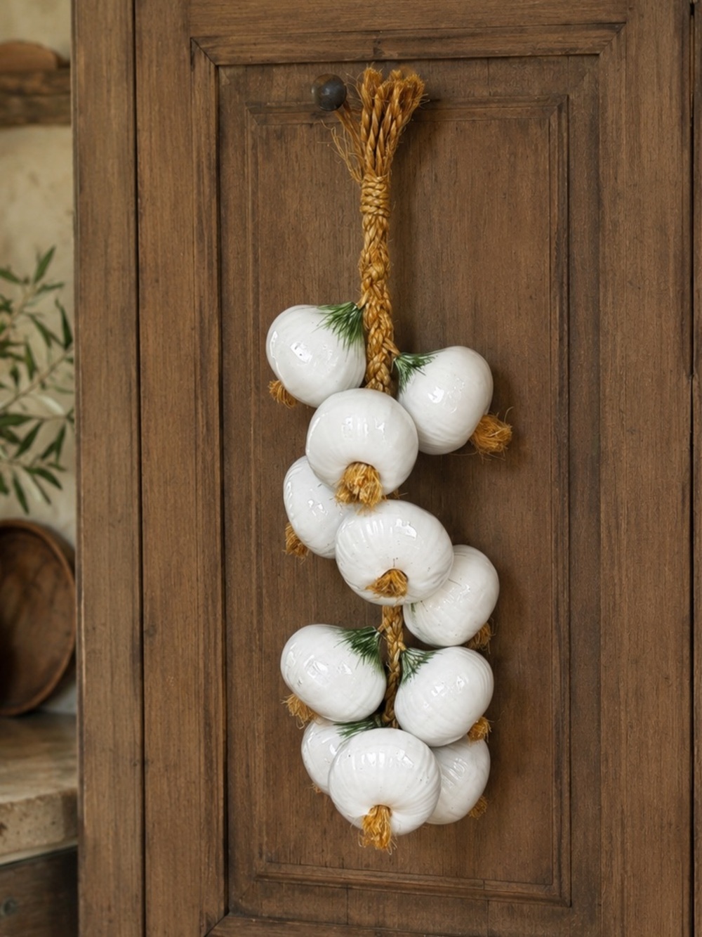 Onions Hanging on Jute Braid Kitchen Wall Decor 24” Vintage-Style, White